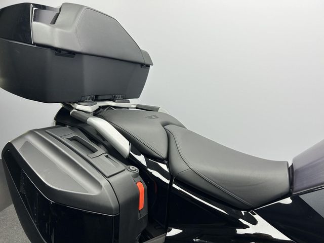 bmw - r-1300-rt