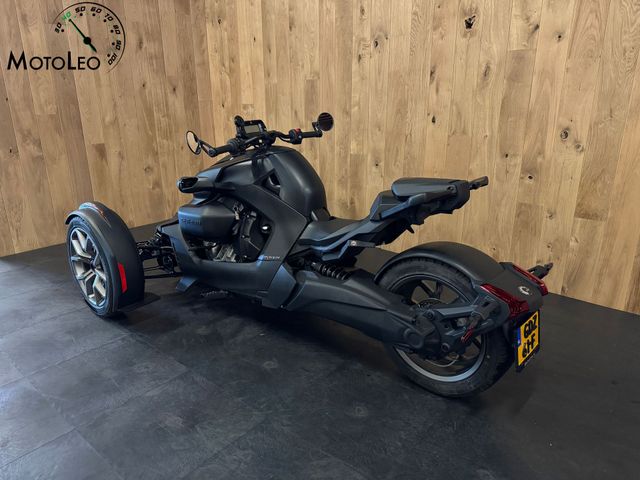 can-am - ryker-900