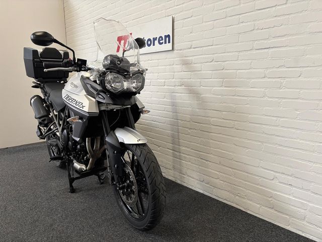 triumph - tiger-800-xrx
