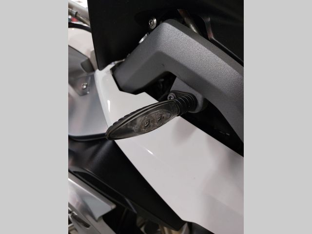 bmw - r-1200-gs-lc