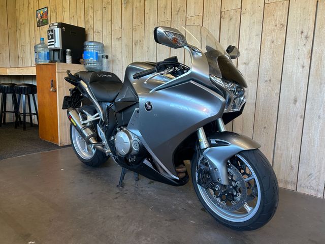 honda - vfr-1200-f