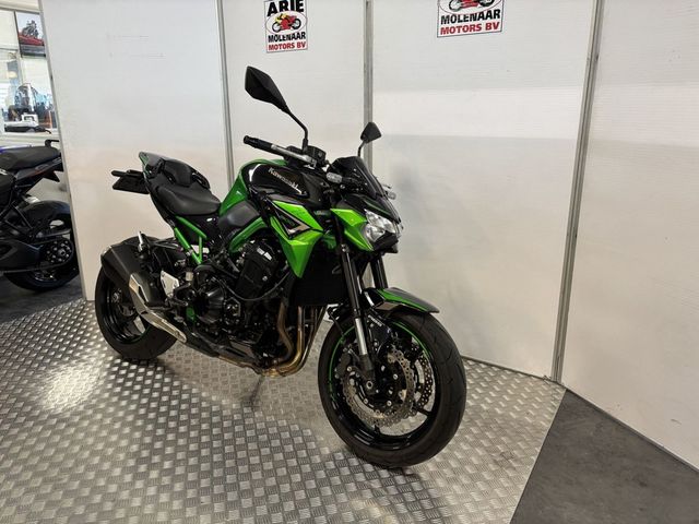 kawasaki - z900