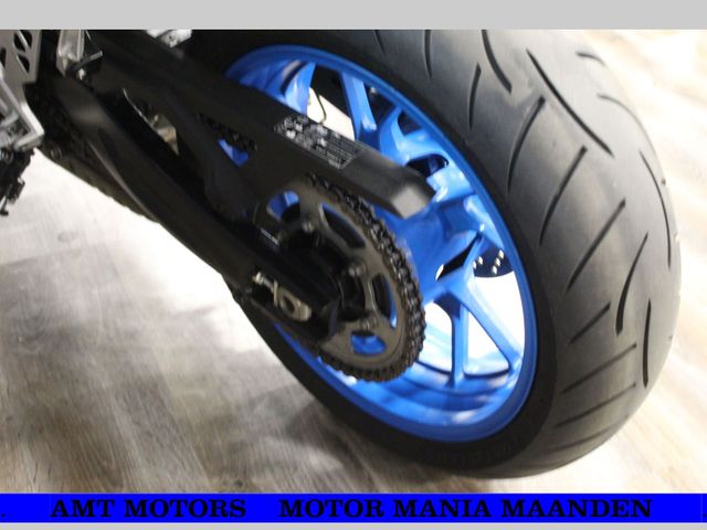 suzuki - gsx-8s