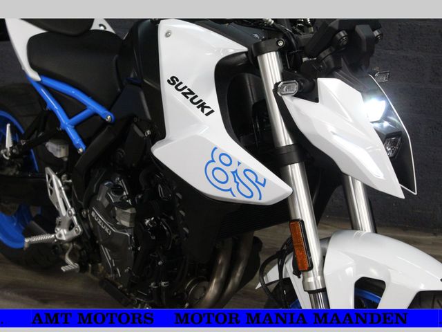 suzuki - gsx-8s
