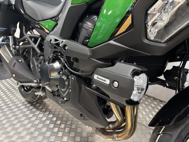kawasaki - versys-1100-se
