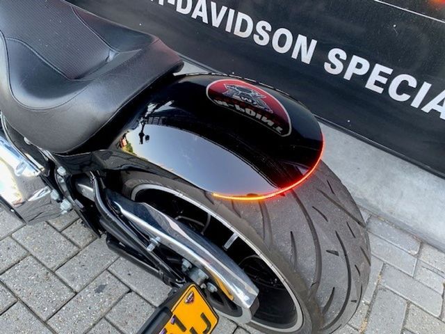 harley-davidson - breakout