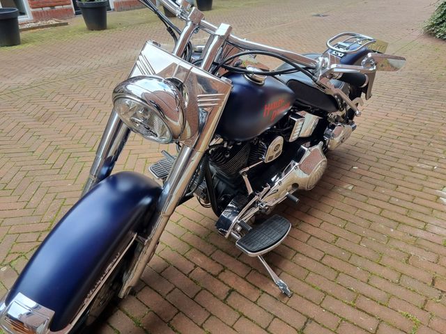 harley-davidson - heritage-softail-flst