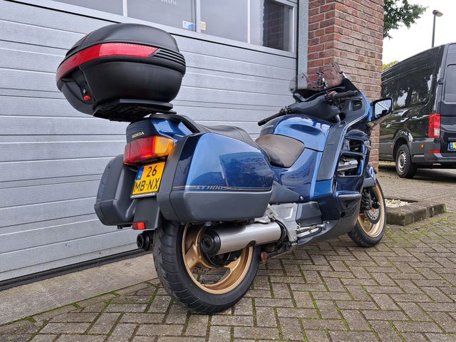 honda - st-1100-pan-european-cbs-abs-tcs