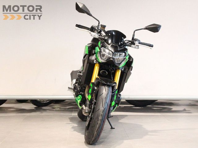kawasaki - z900