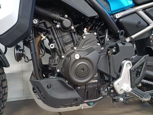 cfmoto - 450-mt-rally