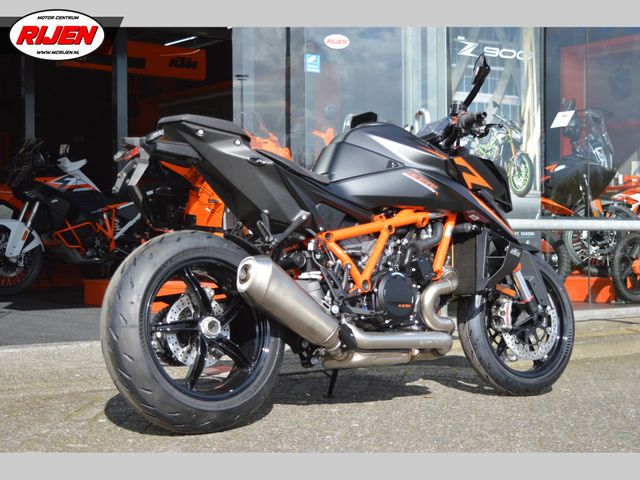 ktm - 1390-super-duke-r