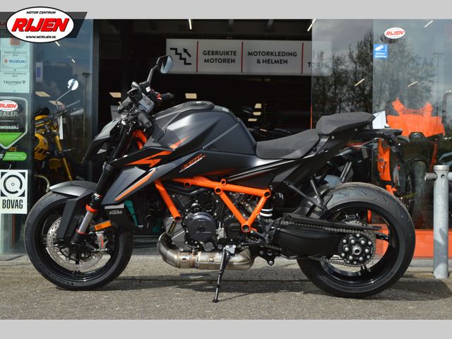 ktm - 1390-super-duke-r
