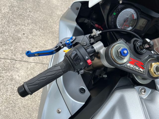 suzuki - gsx-r-600