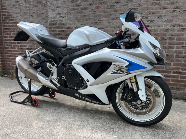 suzuki - gsx-r-600