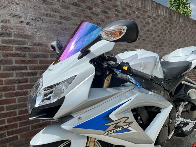 suzuki - gsx-r-600