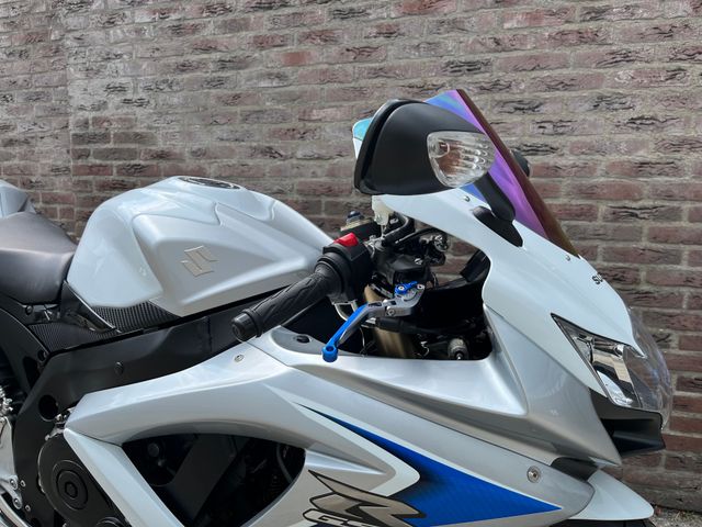 suzuki - gsx-r-600