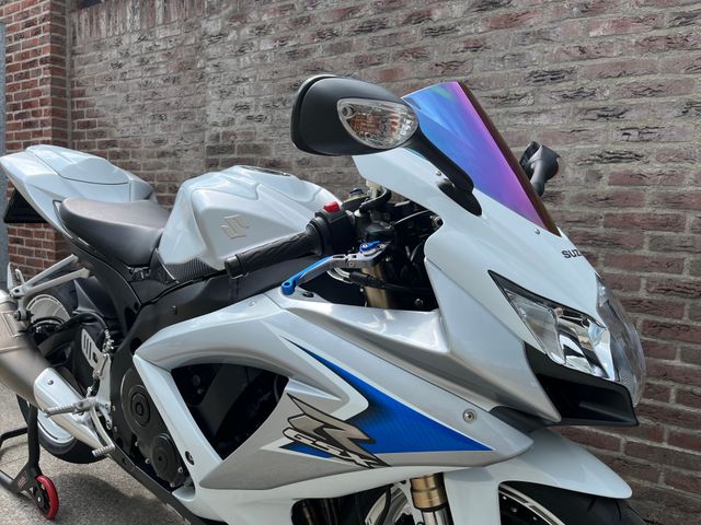 suzuki - gsx-r-600
