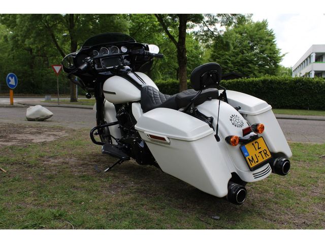 harley-davidson - street-glide-special-flhxs