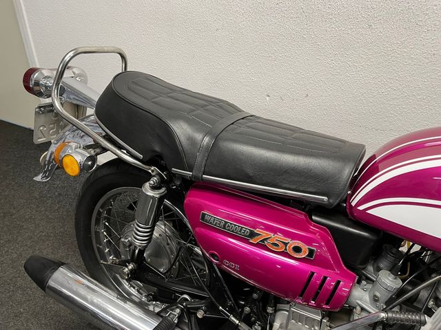 suzuki - gt-750