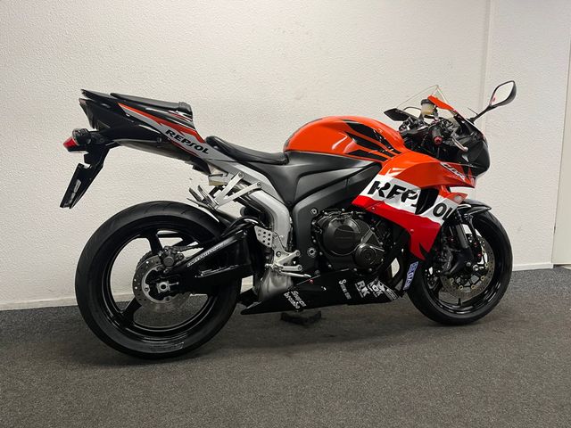 honda - cbr-600-rr