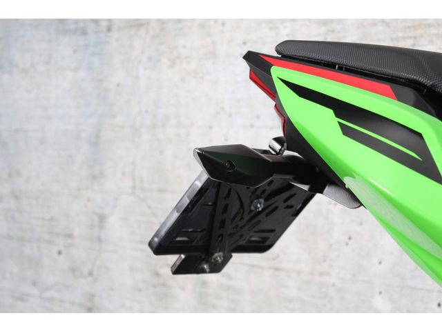 kawasaki - ninja-400-krt-edition