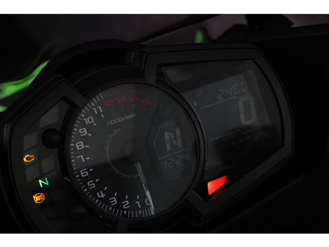 kawasaki - ninja-400-krt-edition
