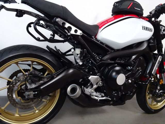 yamaha - xsr-900-abs