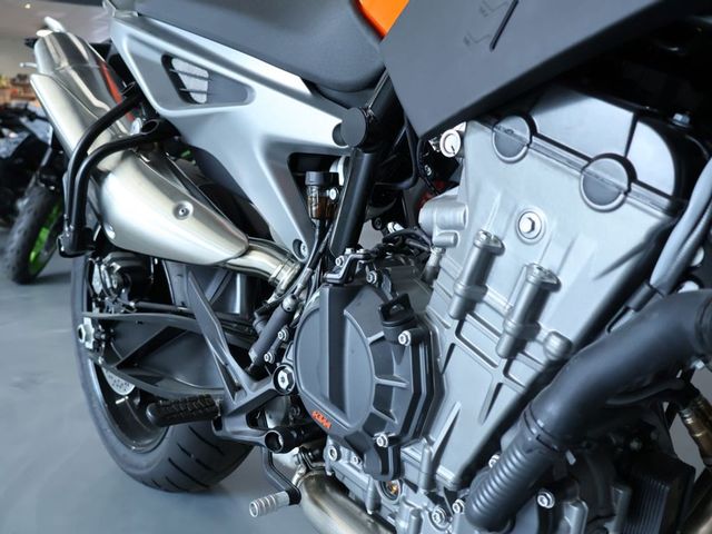 ktm - 790-duke-l