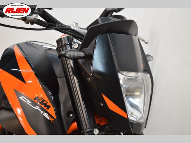 ktm - 690-duke-r