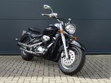SUZUKI C 800 INTRUDER