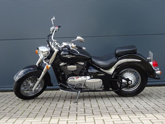 suzuki - c-800-intruder
