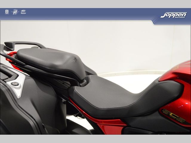 mv-agusta - turismo-veloce-800-lusso