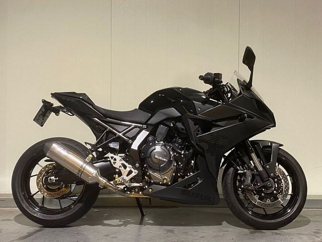 suzuki - gsx-8r