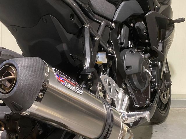 suzuki - gsx-8r