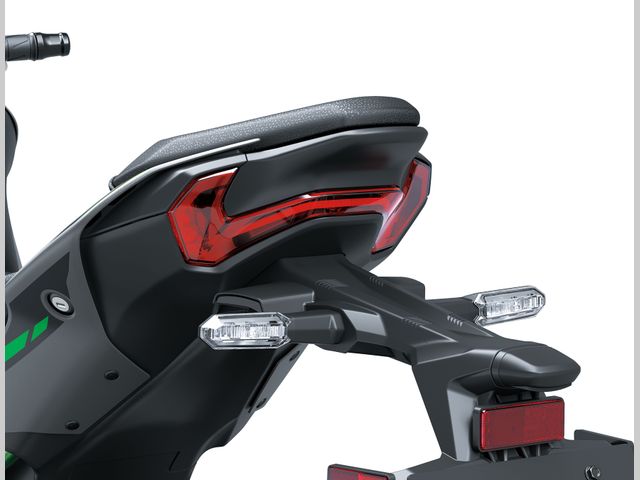 kawasaki - z900