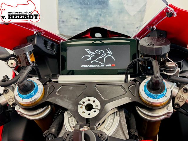 ducati - panigale-v4-s