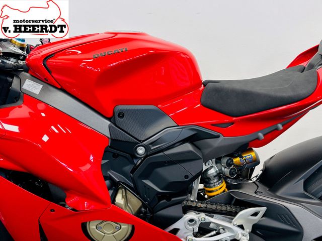 ducati - panigale-v4-s