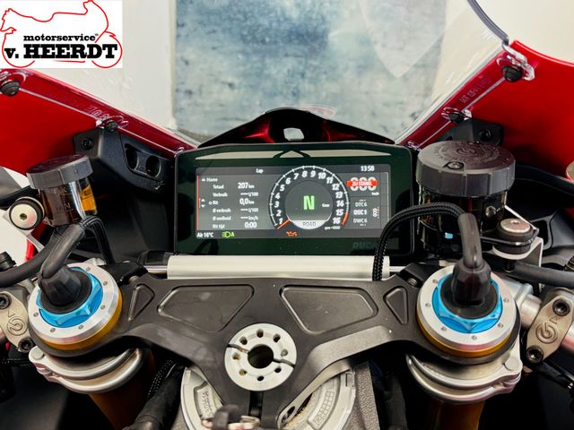 ducati - panigale-v4-s