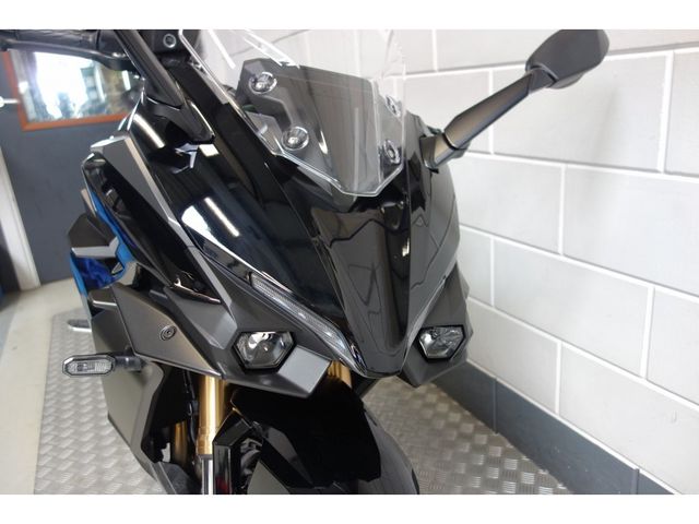 suzuki - gsx-s-1000-gt
