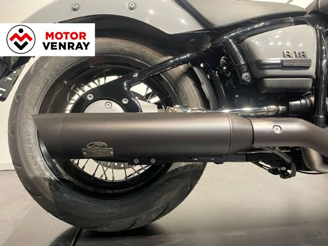 bmw - r-18