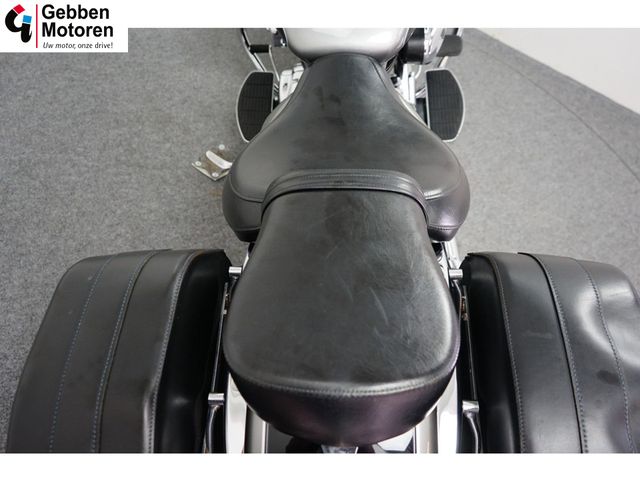 suzuki - vl-800-volusia