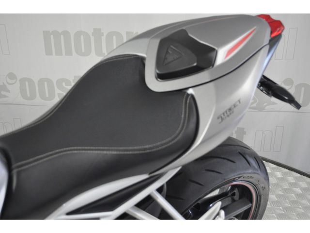 triumph - street-triple-r