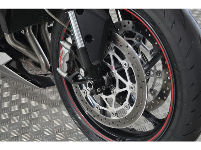 triumph - street-triple-r
