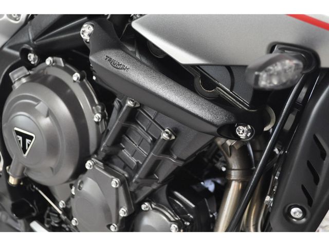triumph - street-triple-r