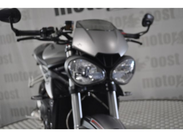 triumph - street-triple-r