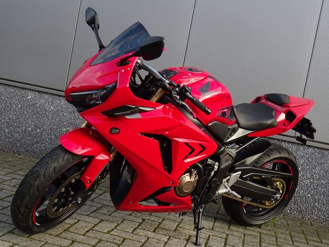 honda - cbr-650-r