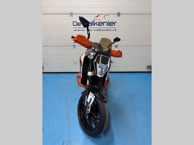 ktm - 690-duke