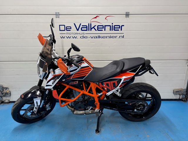 ktm - 690-duke