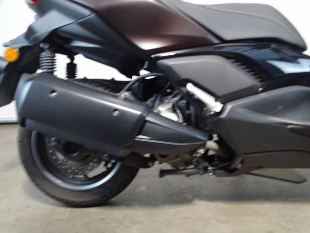 yamaha - x-max-300-tech-max