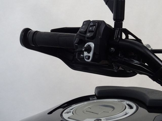 yamaha - tracer-9-gt--